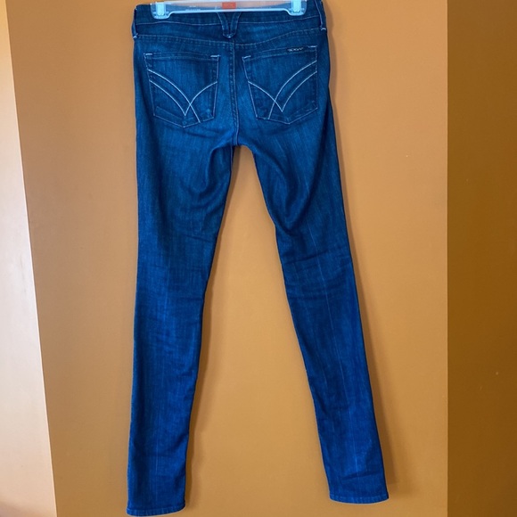 William Rast blue jeans founded in the USA. Size 24 long. - Picture 4 of 12
